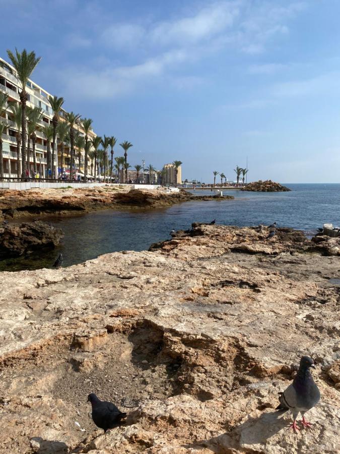 Appartement Vue Laterale Mer Torrevieja Buitenkant foto